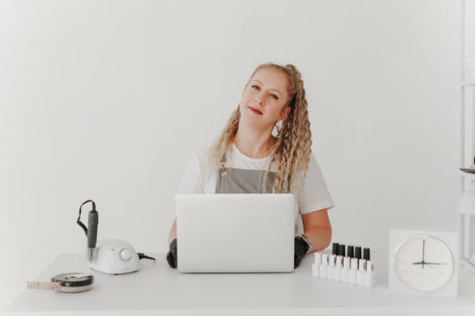 How to Attract Dream Clients This Summer: Proven Marketing Strategies for Beauty Pros